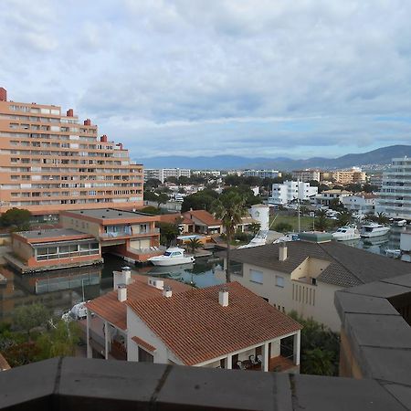 Hotel Marbella Roses Esterno foto